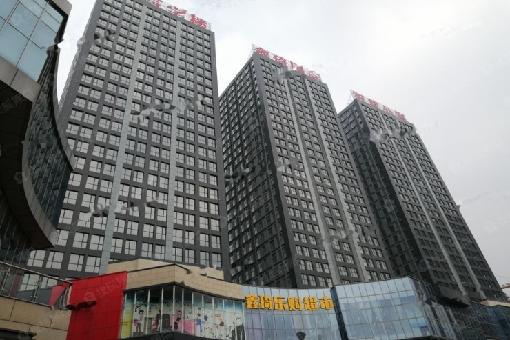 鑫琦国际广场由山东鑫琦实业集团房地产开发有限公司开发,位于邹城市
