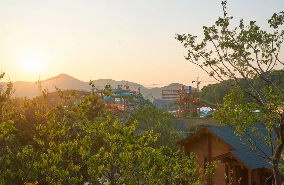 “超离谱相亲”视频引发热议 虚假摆拍赚了流量岂能开元棋牌-开