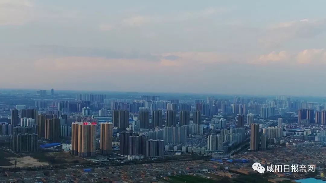 40年城市发生的巨变人们能清晰地看到咸阳一直以战略眼光、非凡胆魄和大