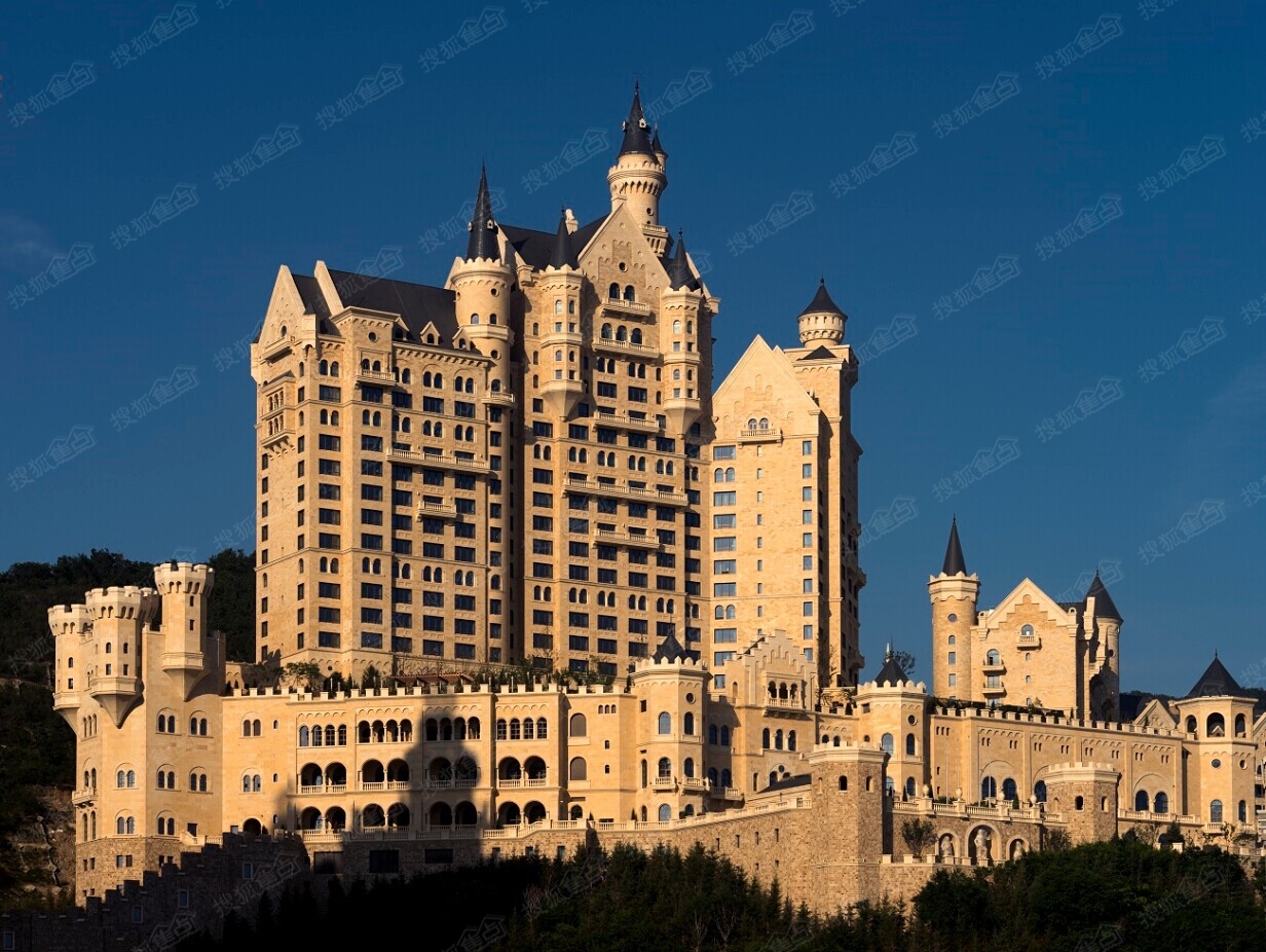 【一方大连城堡】一方大连城堡均价40000元/平.