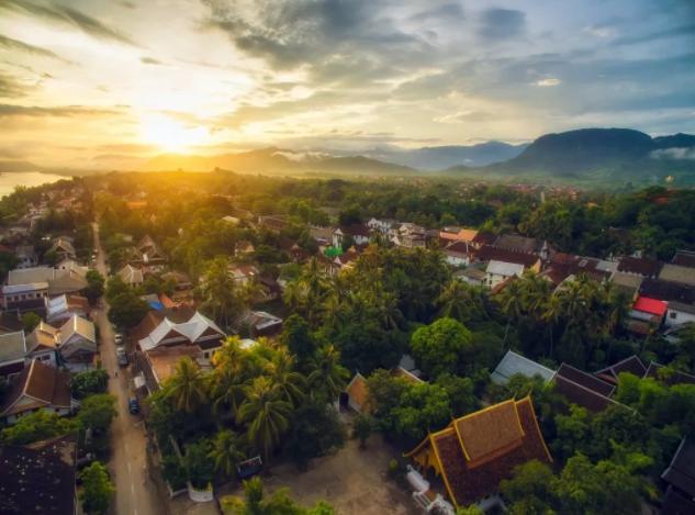 长寿之乡,宜居后花园  在西双版纳景洪市的一些乡村人活百岁已不