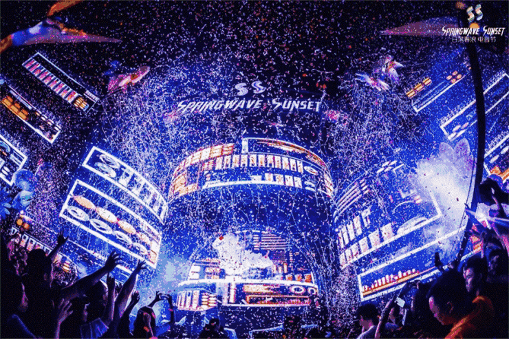 740_493gif 动态图 动图