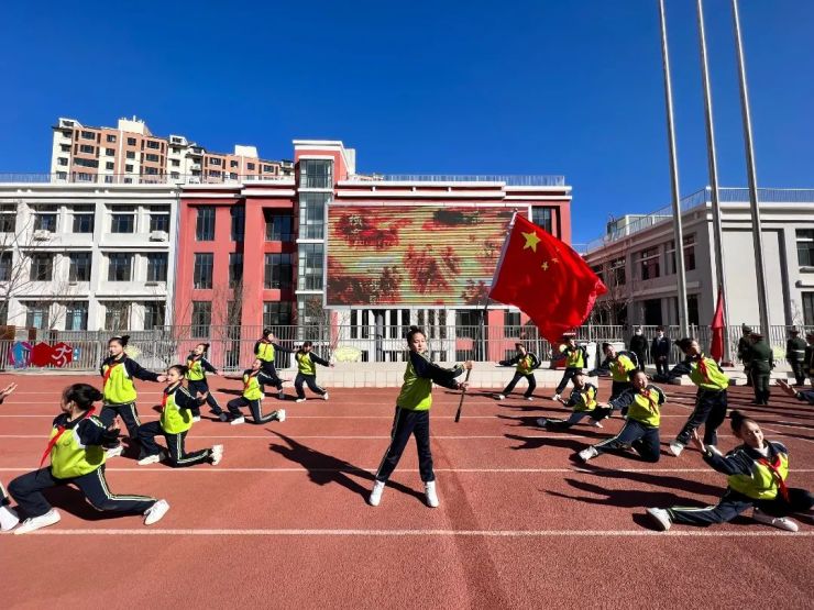 【凤凰山小学】满怀新希望 一起向未来-承德搜狐焦点