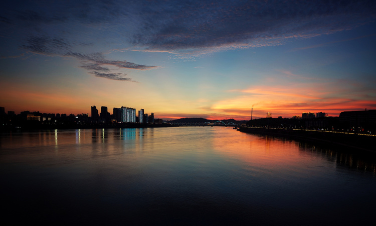 卓誉朗悦臺周边配套图