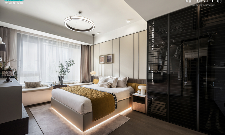 龙湖亚伦璟云上府样板间