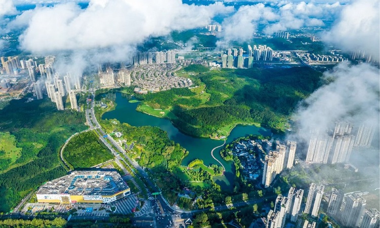 中铁阅山湖实景图