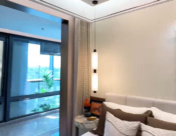 徽盐滨湖雲著样板间