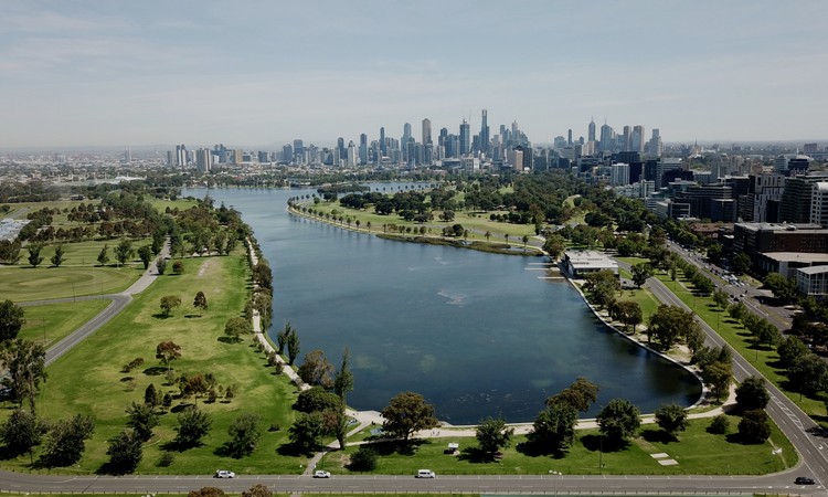 荣安东湖留庄实景图
