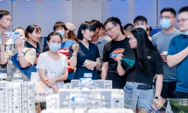 通和星辰同辉花园实景图