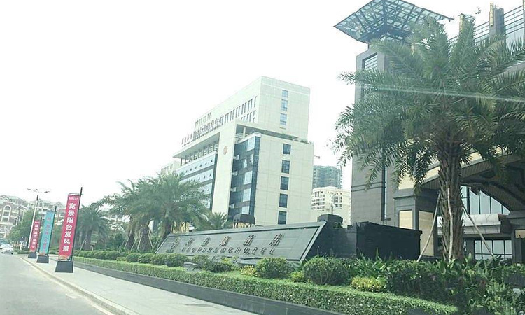 德威花园周边配套图