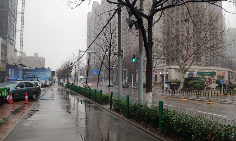 保利云上周边配套图