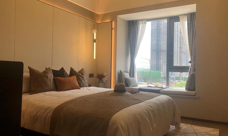 绿城金地凤起听澜样板间