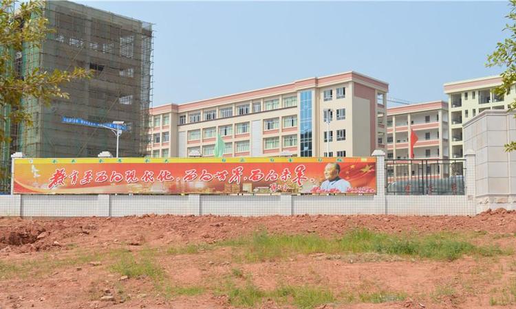 万盛中央公园周边配套图