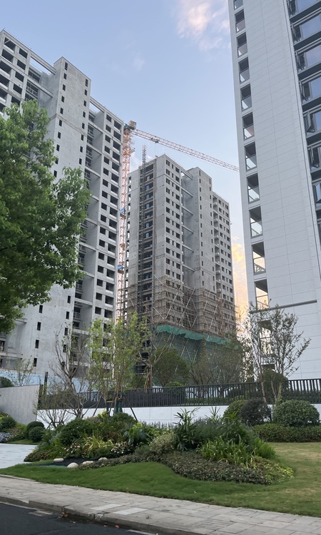 华景川科大湖沁宸园施工进度图