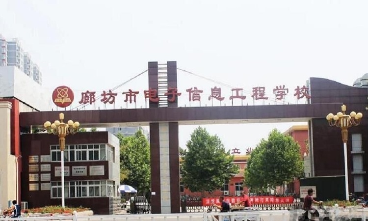 孔雀城高尔夫院子周边配套图