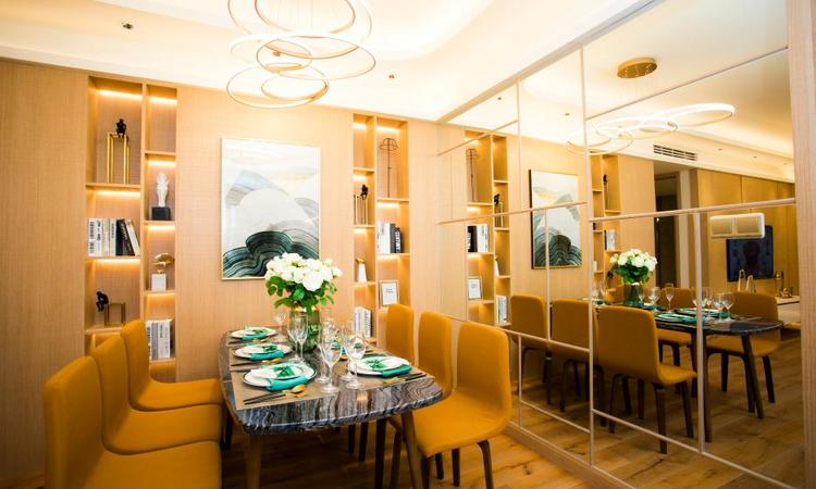 明发湖光山色样板间