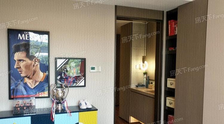 世茂璀璨星河样板间