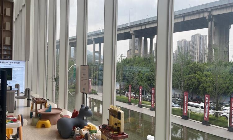 万科星光天空之城实景图