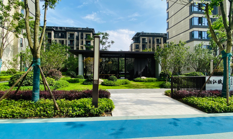 长房湘江府实景图