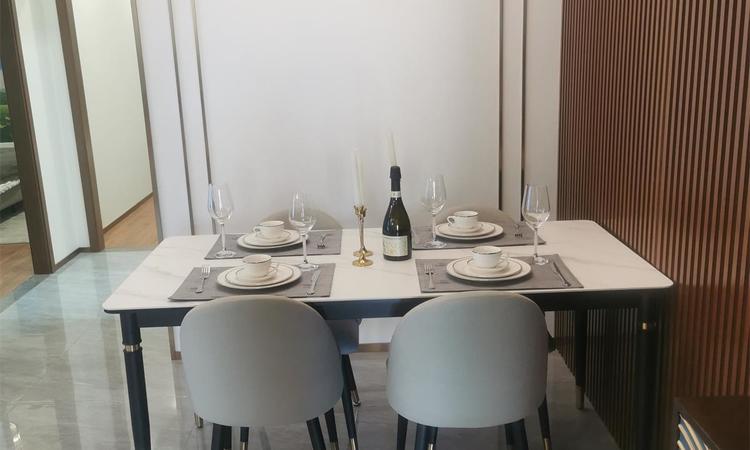 悦岛蓝湾样板间