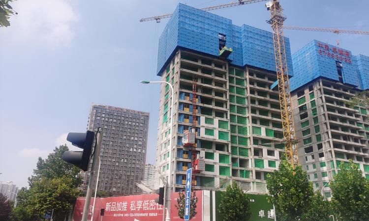 中房卓越府施工进度图