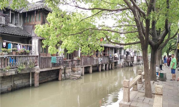 长城逸府周边配套图