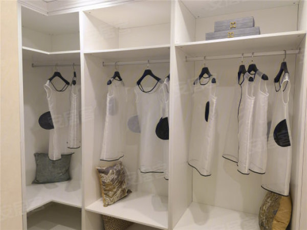 国盛溪语墅样板间