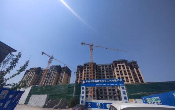 湖光山色实景图