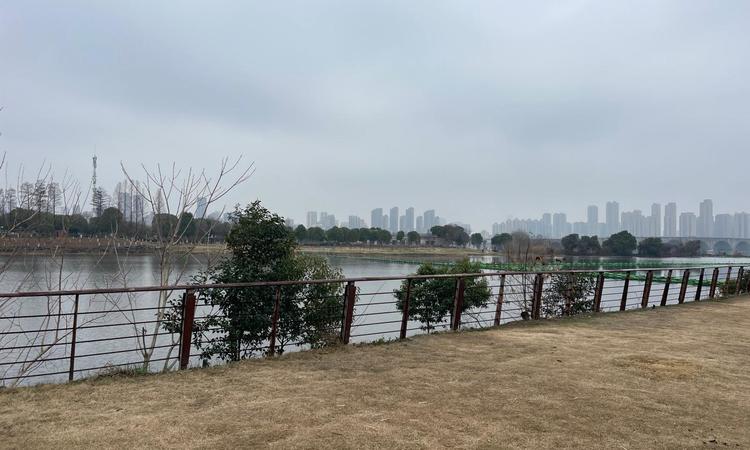 蓝天湖岸周边配套图