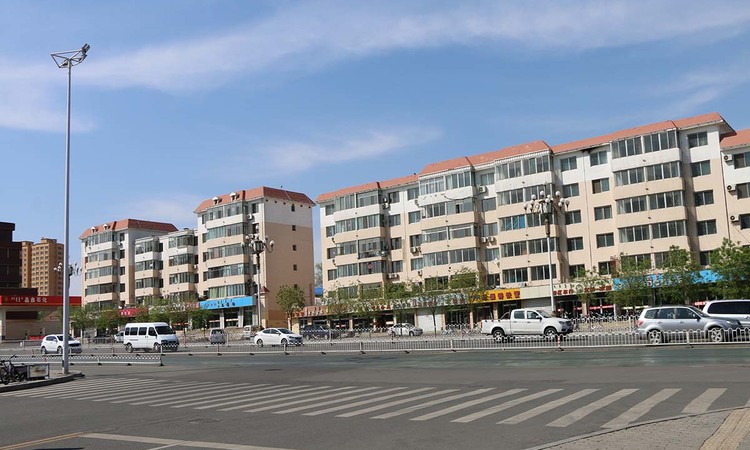 恒大翡翠华庭周边配套图