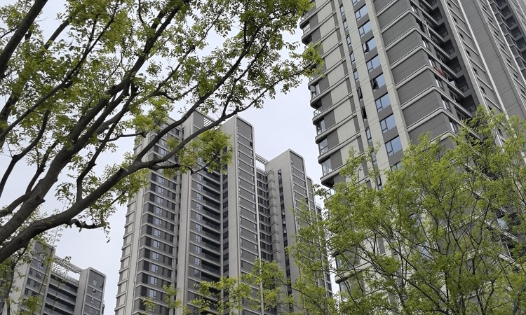 城投南山长投·领峯施工进度图