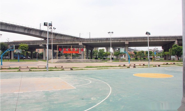 联合高峰汇周边配套图