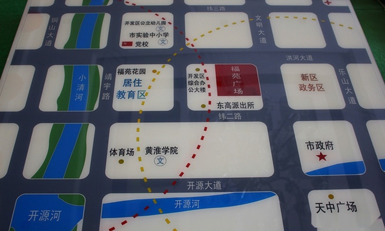 福苑广场交通图