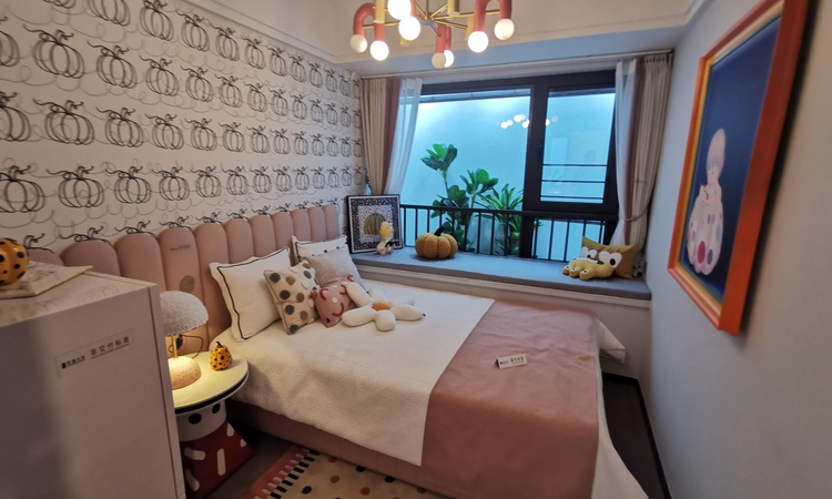 翠湖水岸样板间