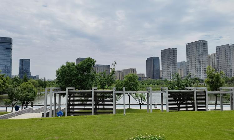 保利·锦上印周边配套图