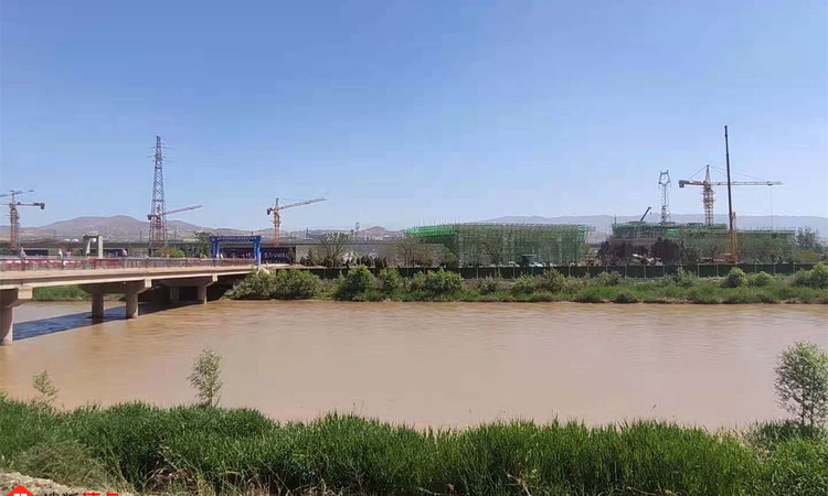 中海外·江与城施工进度图