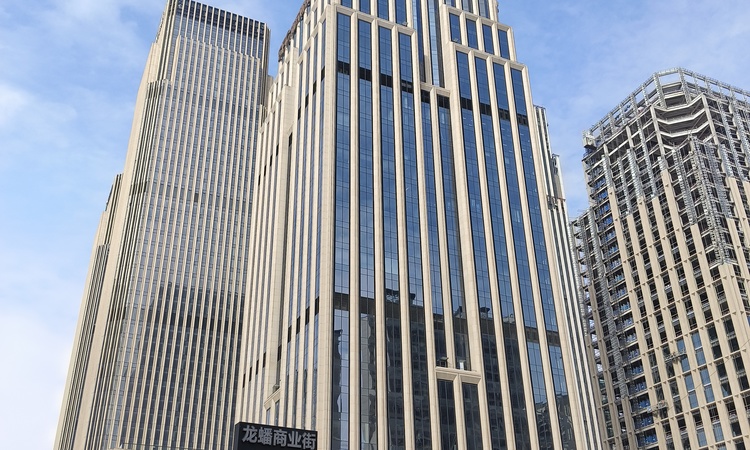 保利南方财经大厦施工进度图