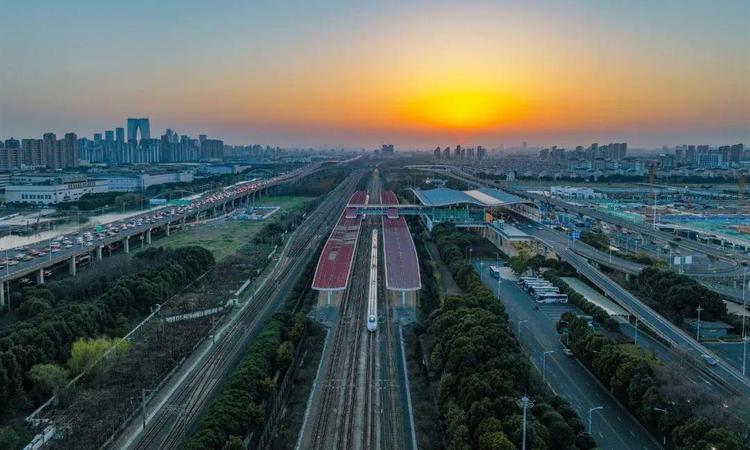 保利天汇周边配套图