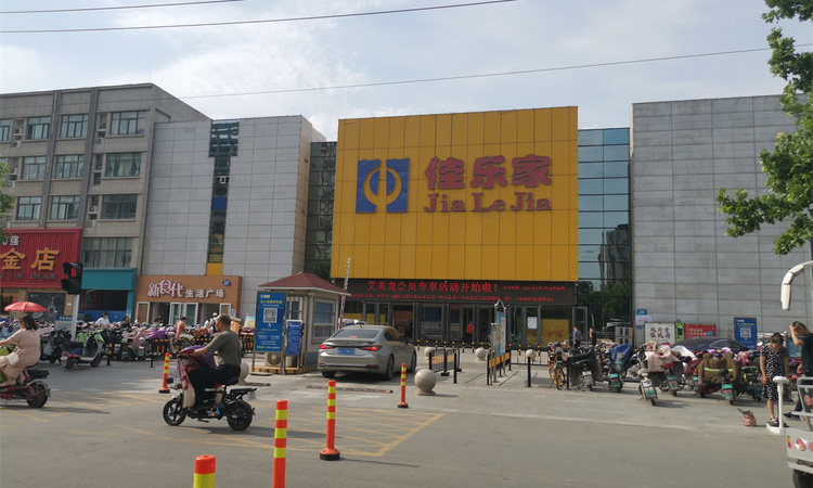 恒信风华尚品周边配套图