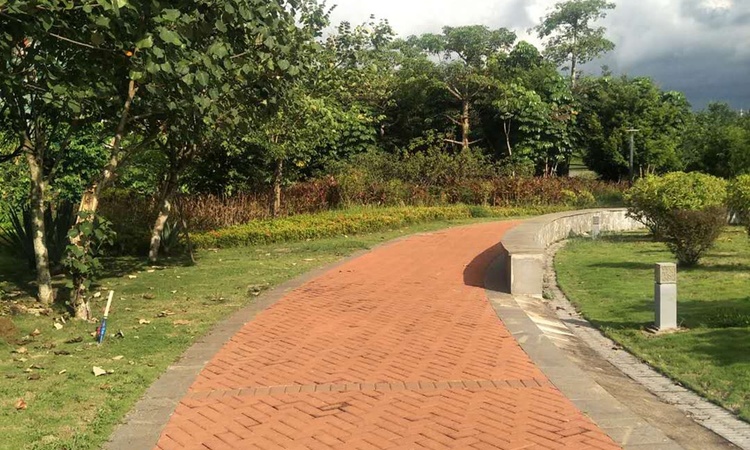 美伦水岸花园实景图