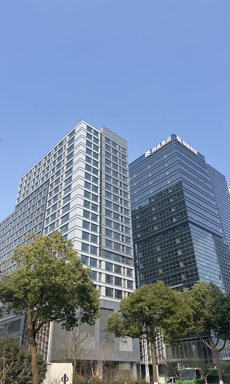 南京信泰中心实景图