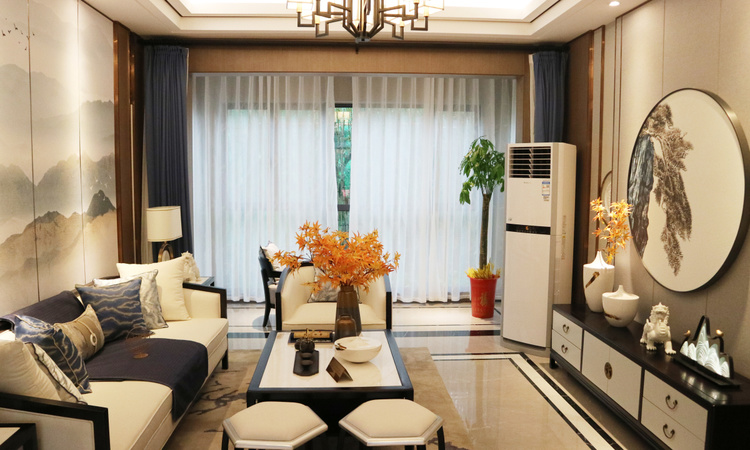 华晨浪琴湾样板间