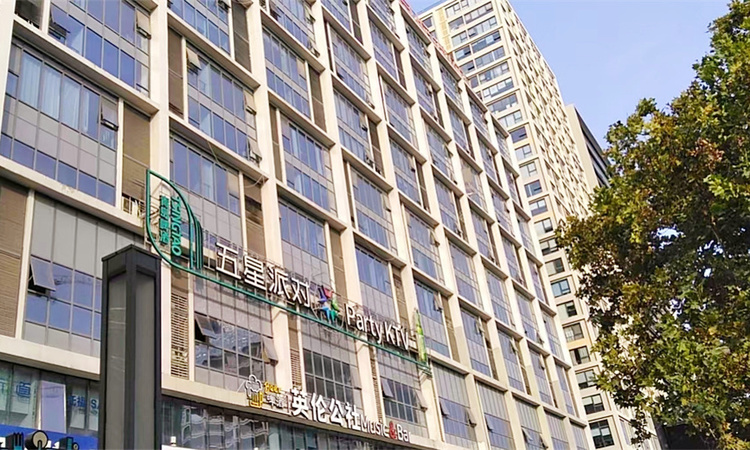 阳光100喜马拉雅实景图