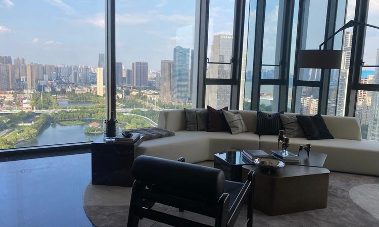 龙湖清能滨江国际样板间