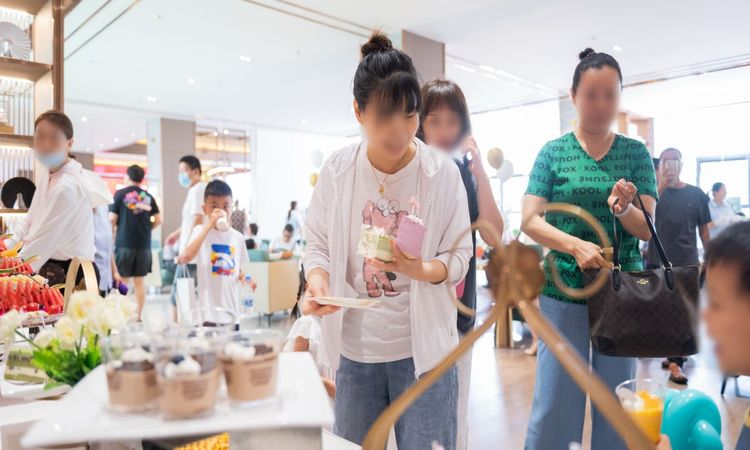 众成·新华生活城实景图