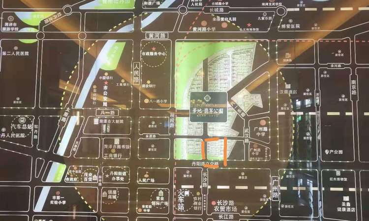 华地翡翠公园交通图