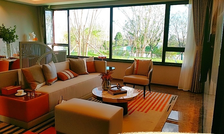 绿地西斯莱公馆样板间