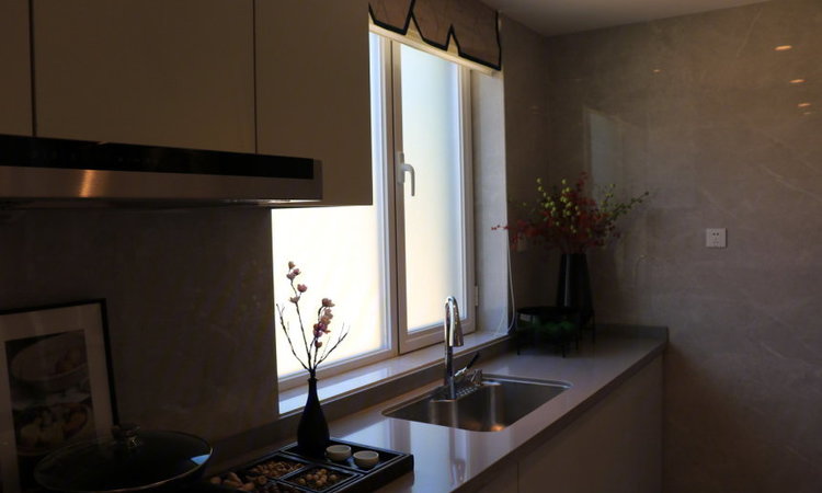 龙湖葡醍海湾样板间