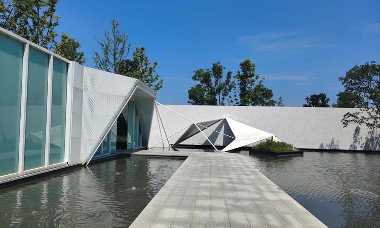 武汉英赫当代城MOMΛ实景图