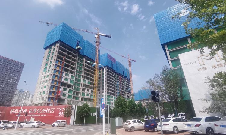 中房卓越府样板间